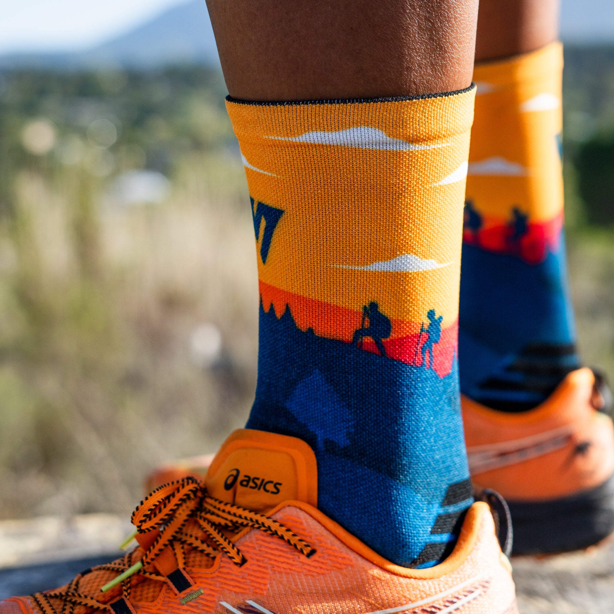 Sunset Hiker Active Crew Socks