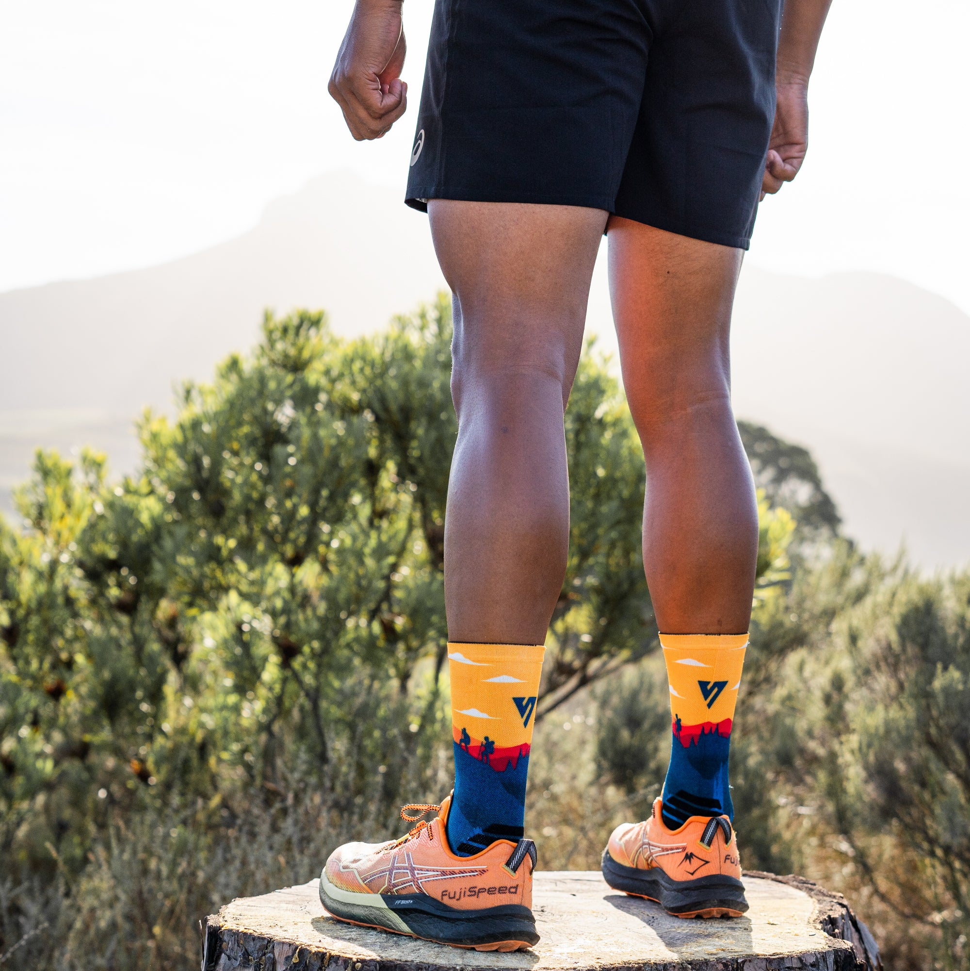 Sunset Hiker Active Crew Socks